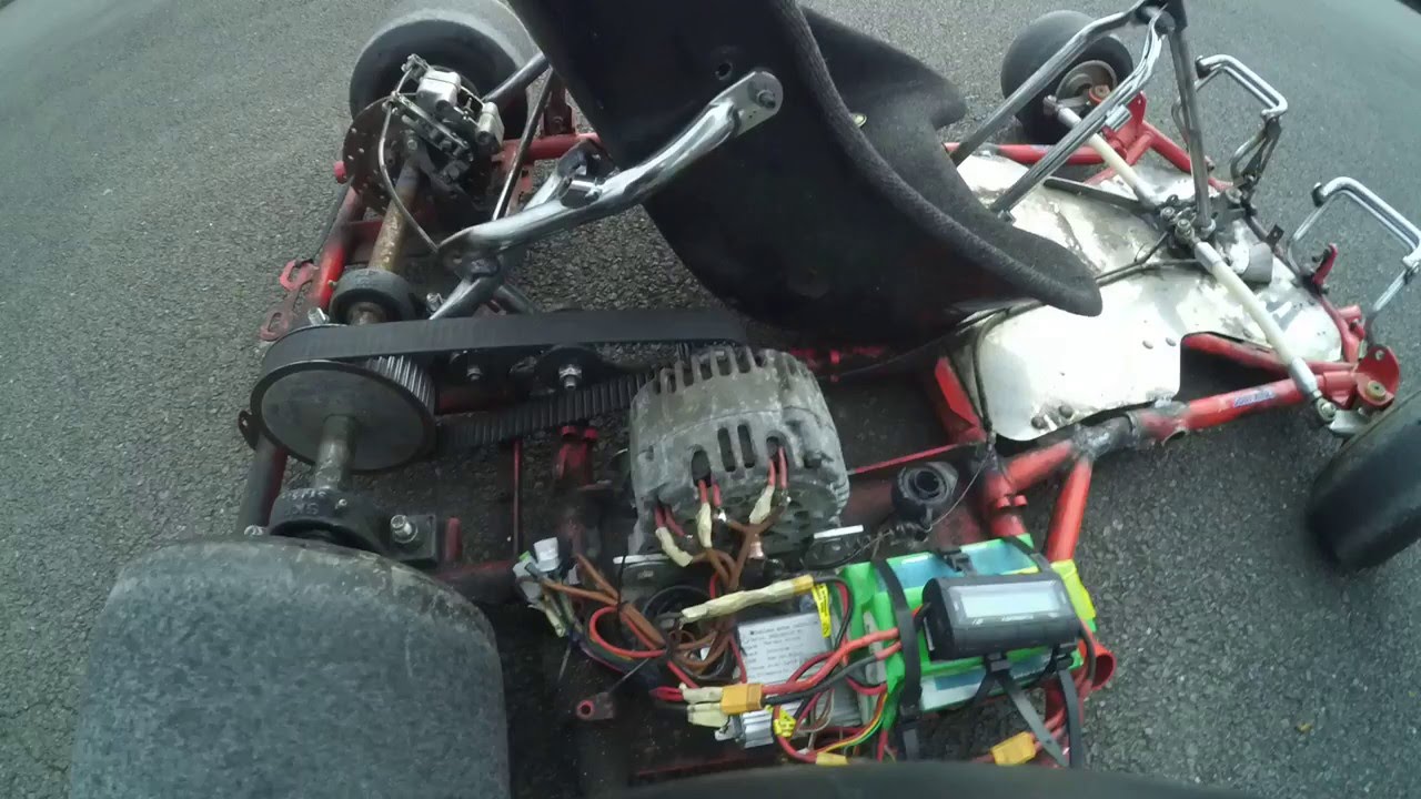 teste du karting éléctrique avec un alternateur de voiture en moteur brushless