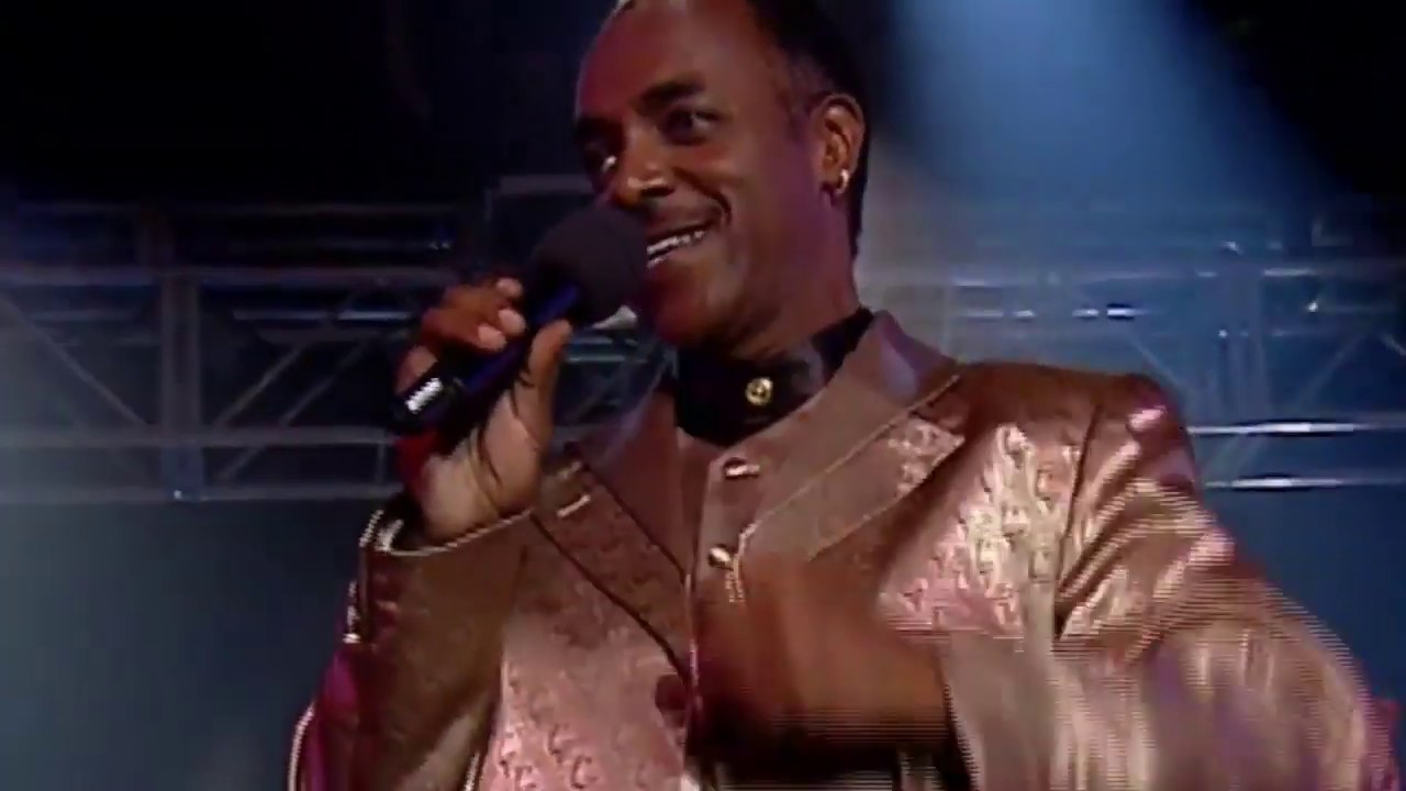 06.The Hues Corporation - Rock The Boat - Live