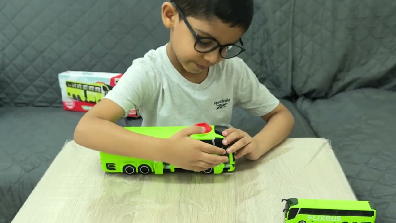Man lion’s Coach-Flixbus- Dickie Toys