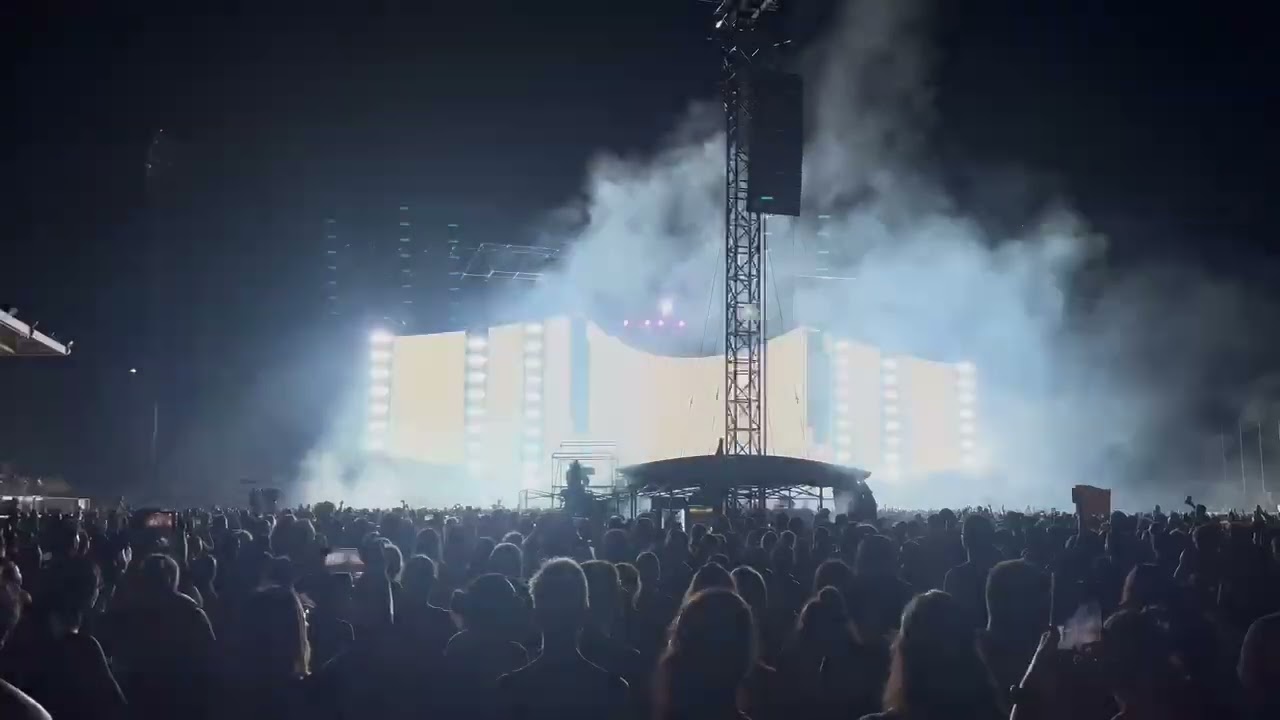 Ultimo canta Bella davvero a San Siro 05/07/2025