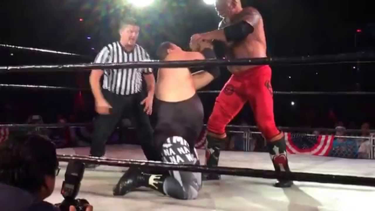 Jerry Lawler - Scott Steiner matchup from Wildfire Wrestling's Force of July show in Memphis TN.