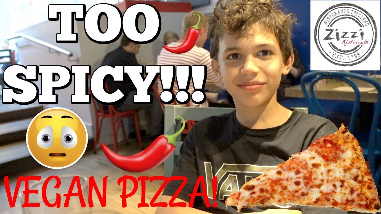 ЕМ ОСТРУЮ ВЕГАНСКУЮ ПИЦЦУ В ZIZZI'S! 🌶 #13 VLOG