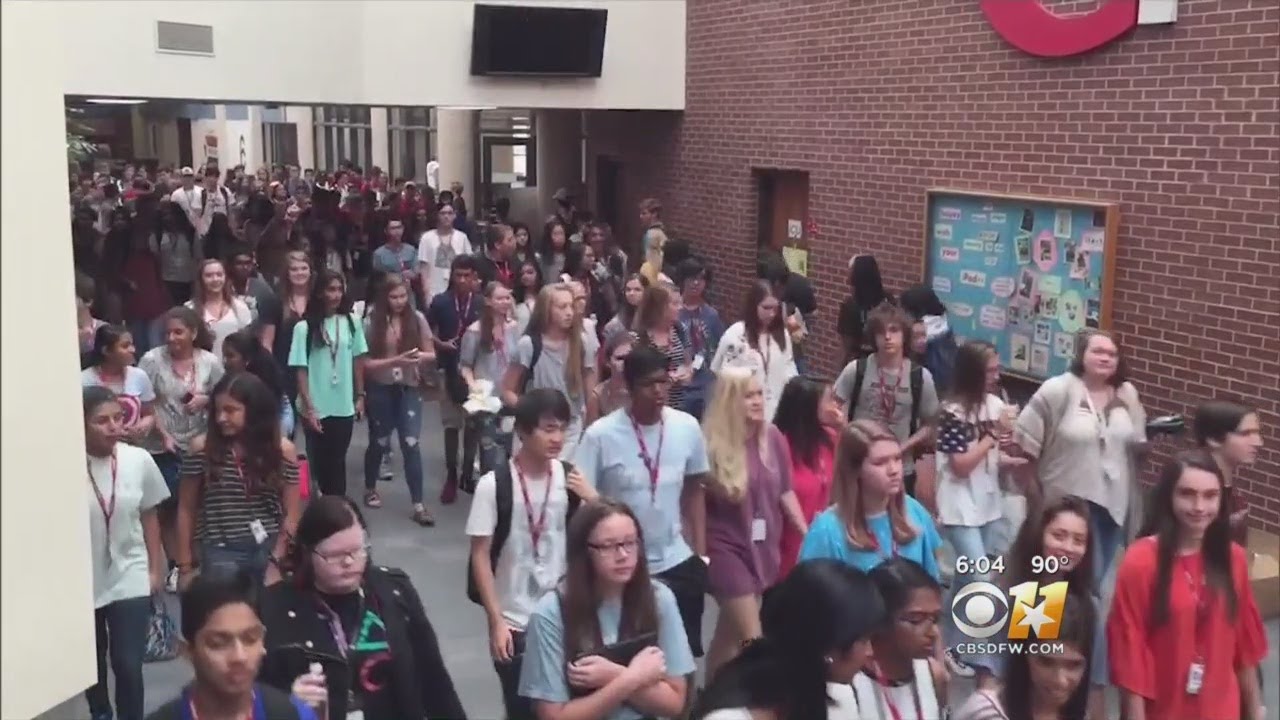 Students 'Packed Like Sardines' At Coppell High