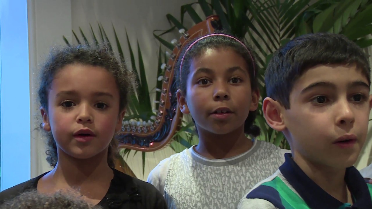 Bahai Faith - the Nineteen Day Feast