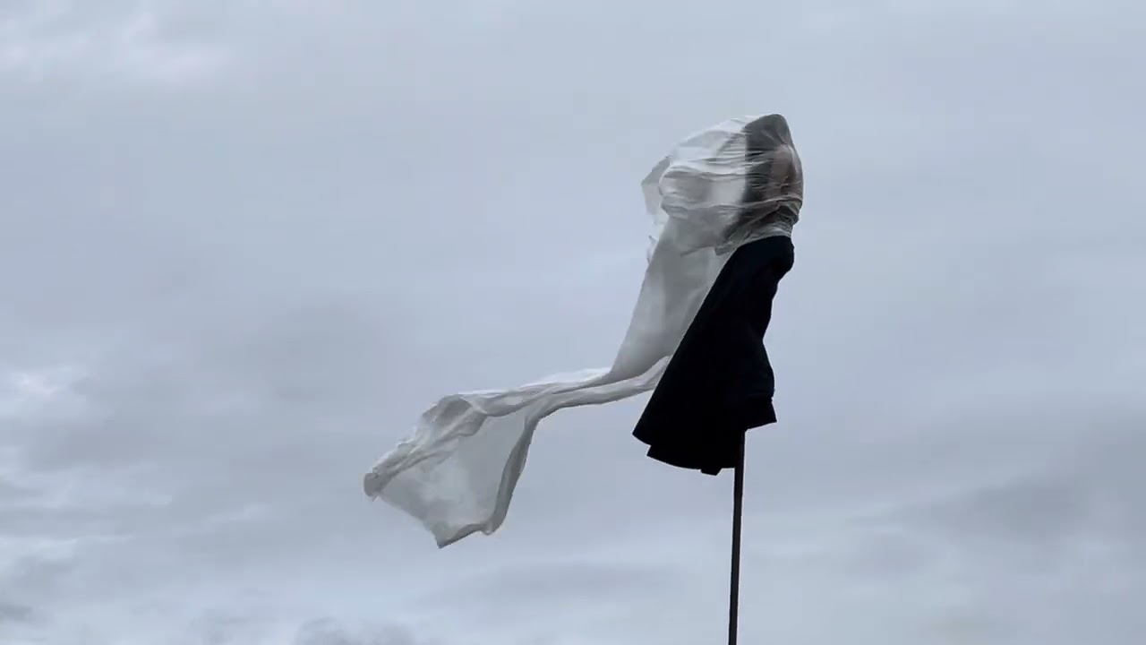 ROZÉO, L’ OSCILLATION DU PAYSAGE « Spectacle par la Compagnie GRATTE CIEL »