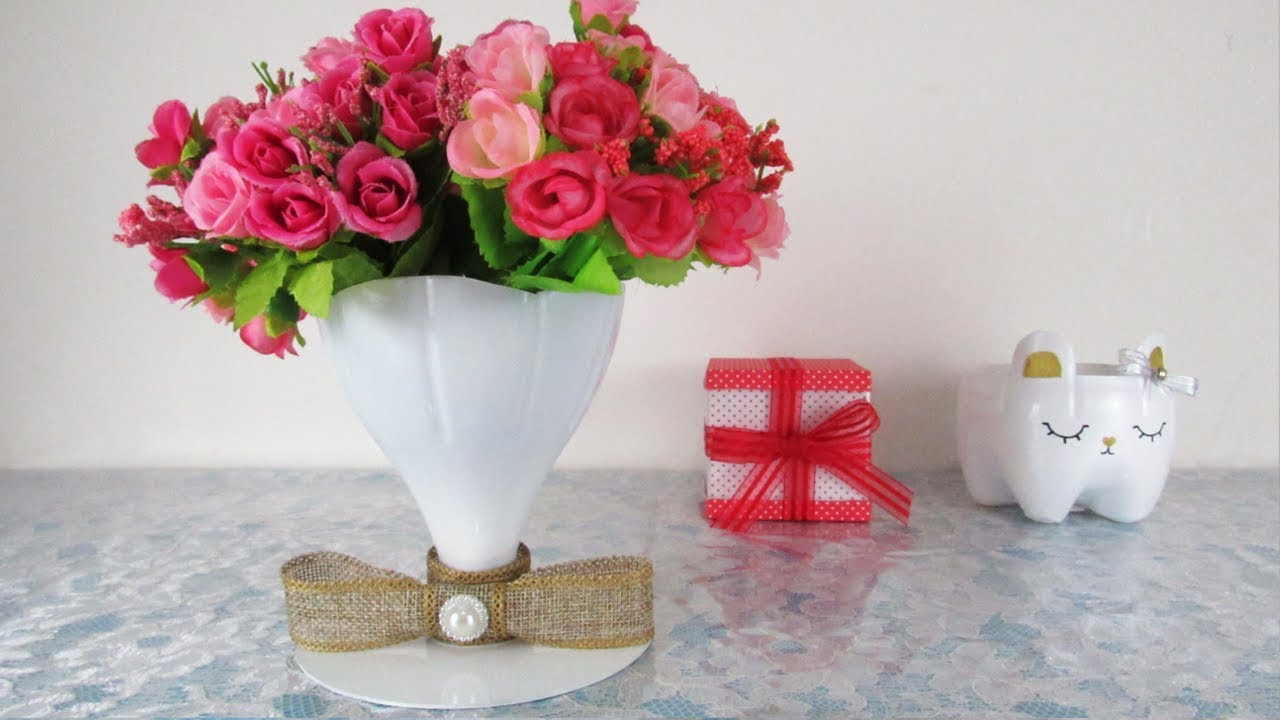 DIY - Use UMA garrafa pet e faça TRÊS enfeites!