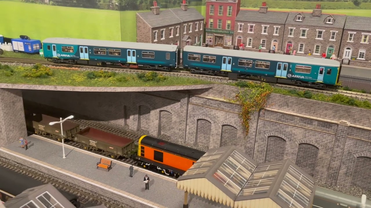 New Coaches, Loco's & Vehicles at Traitors Gate   HD 1080p
