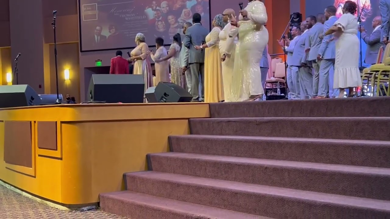 2022 Pastor Beverly Crawford tributes Thomas Whitfield “I’m Saved” in Detroit