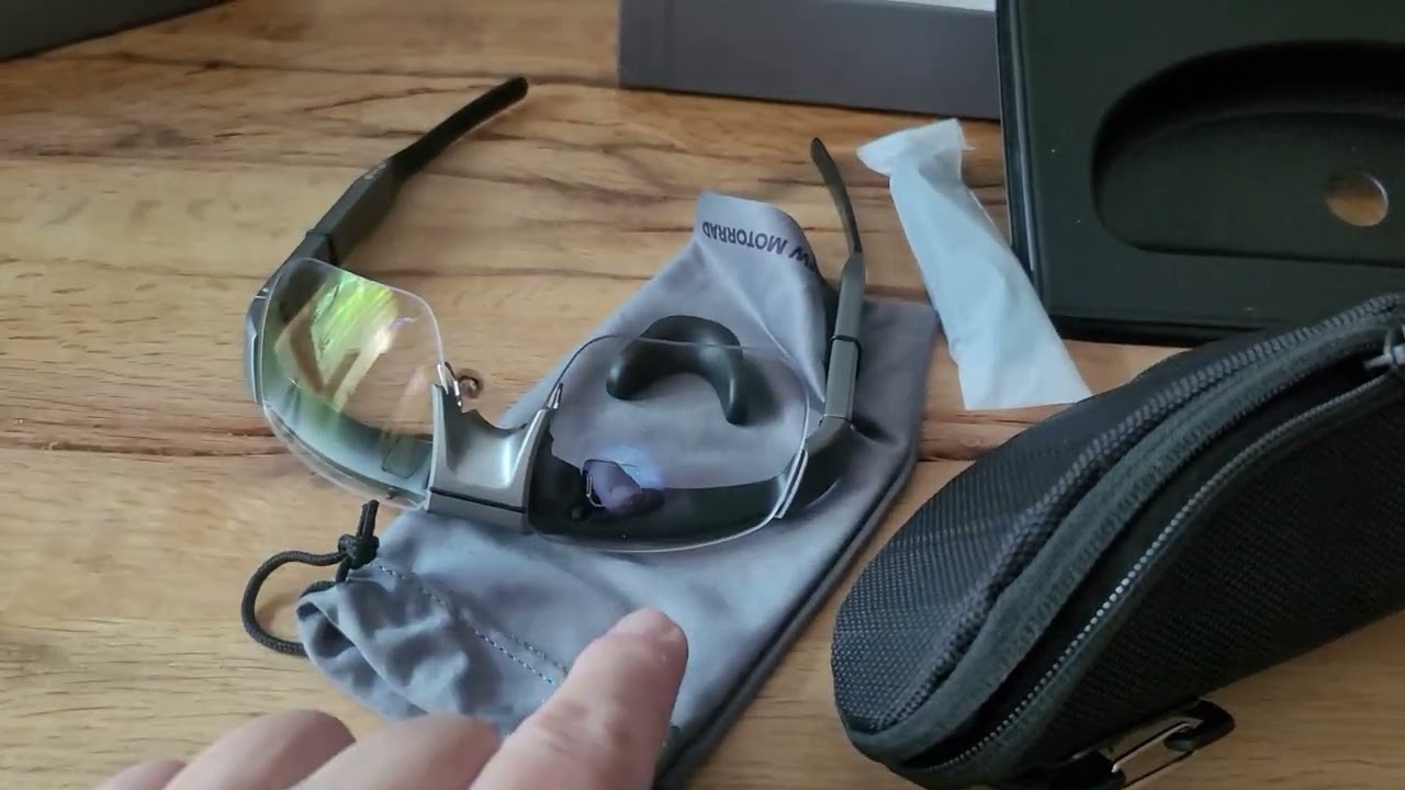 BMW Connected Ride Glasses ( CRG, NaviBrille )