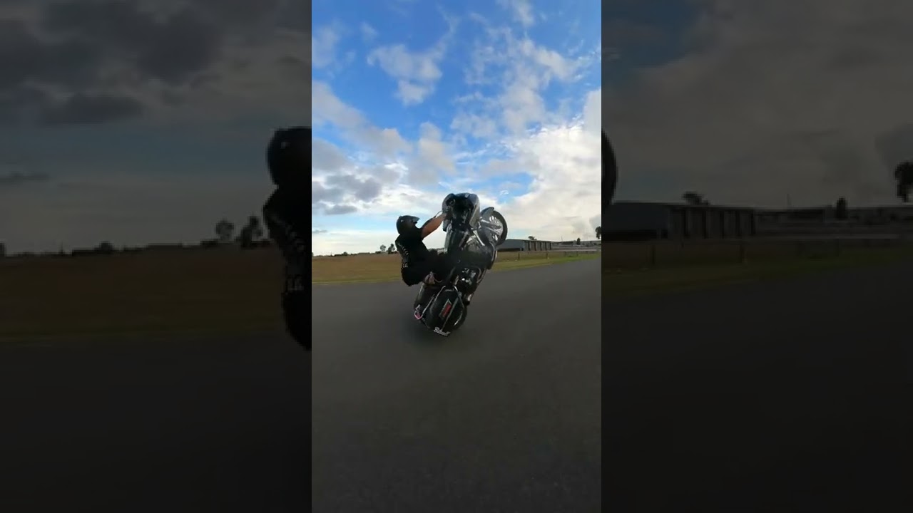 Summer Night Rip on the bagger Harley Davidson