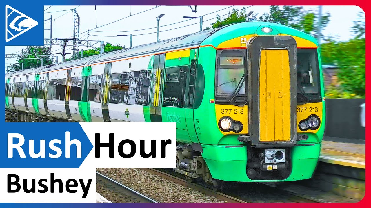 RUSH HOUR Trains at Bushey (WCML) 26/08/2022