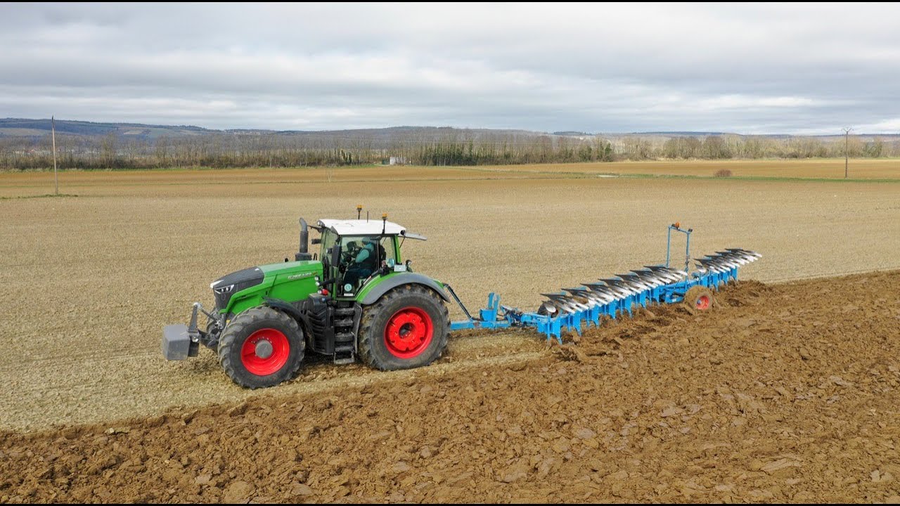 Labour Hors raie Fendt 1050 Profiplus et charrue  Lemken VariTitan 10 11 corps
