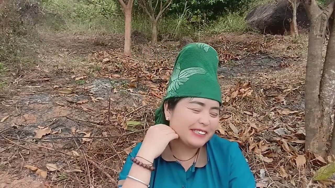 Cô em ở Nam hỏi chị đến nhà đâu chưa 