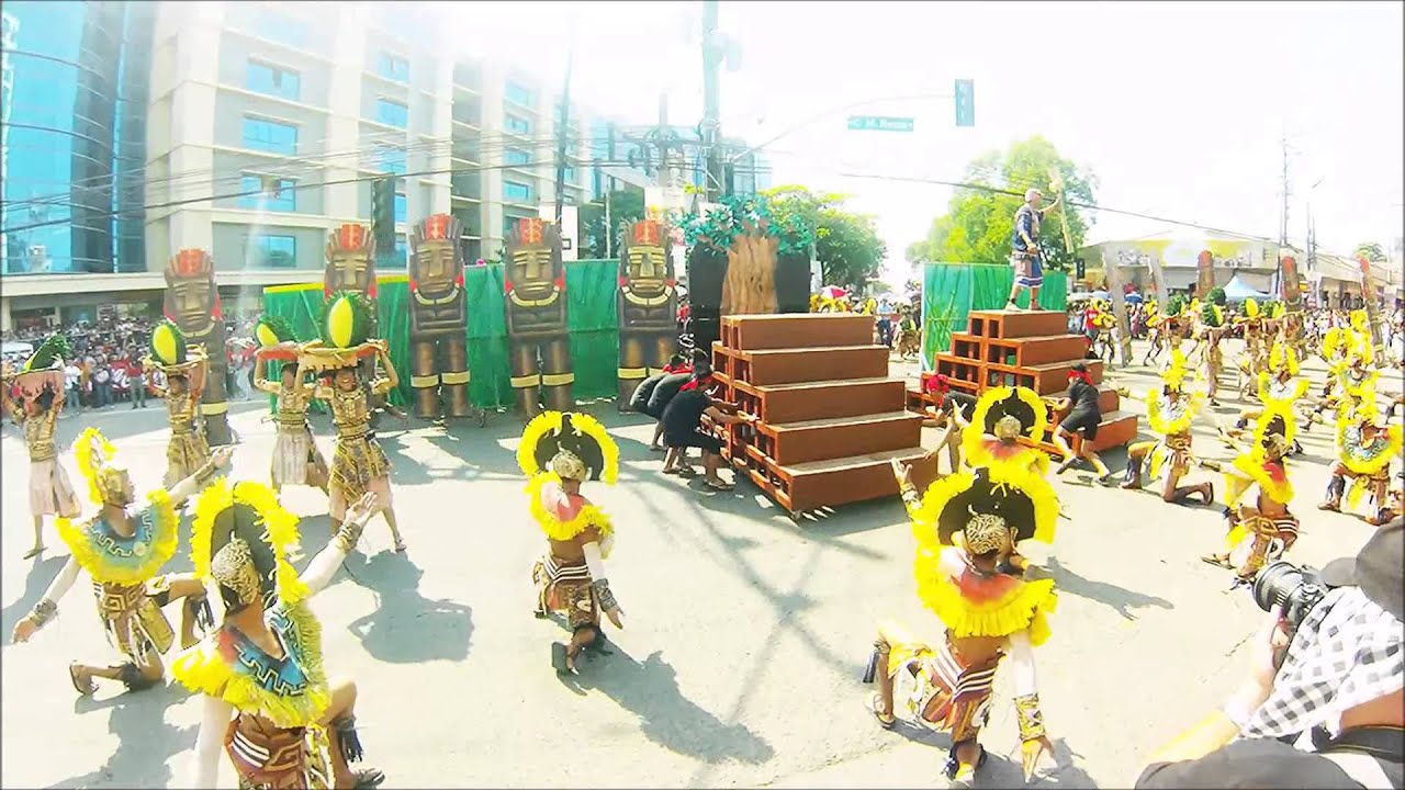 Indak-indak sa kadalanan (Street Dancing) sa Kadayawan 2015