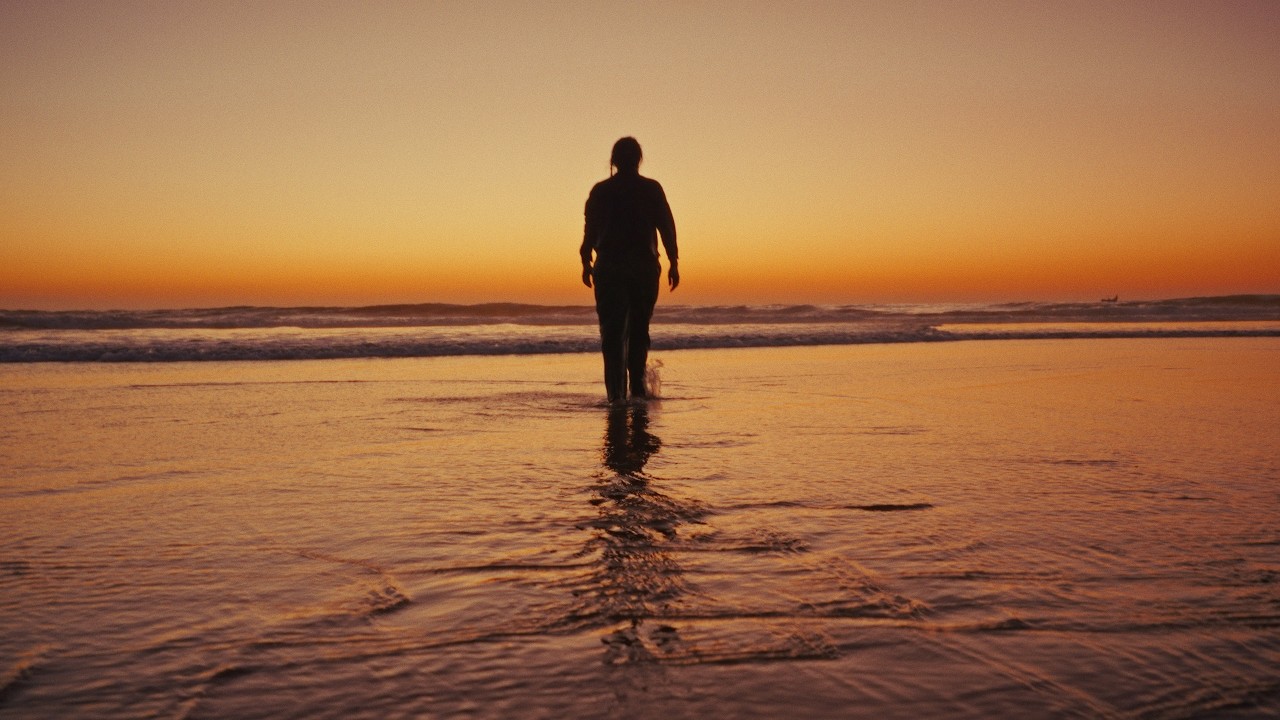 "The Weight" - experimental dance film by Ada Kazimierz