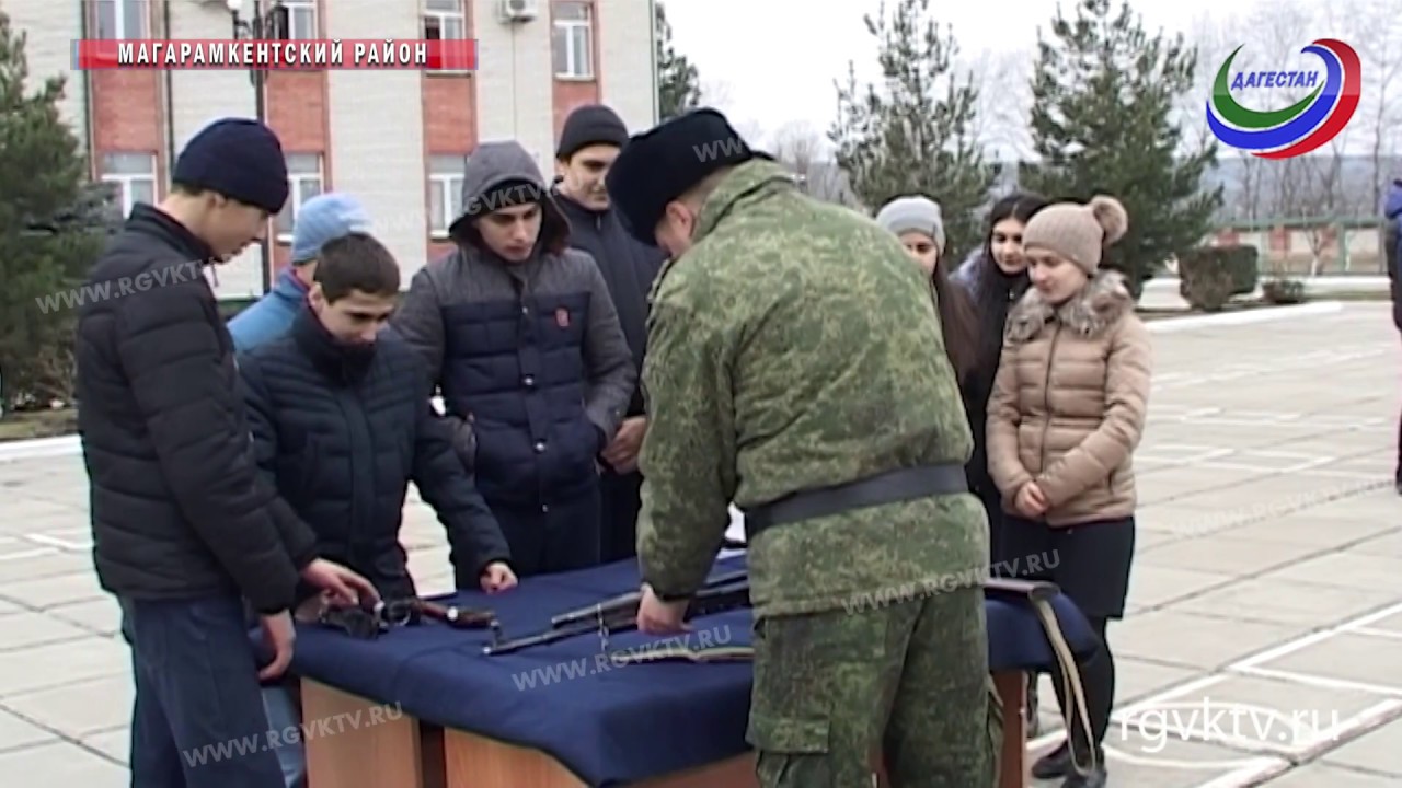 В Магарамкентском районе пограничники рассказали школьникам о своей службе