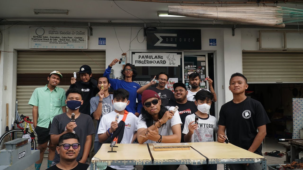Pamulang Fingerboard Crew !!!