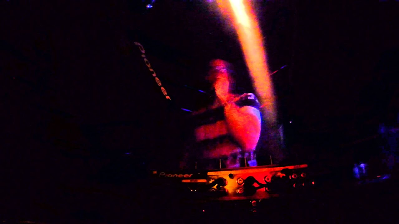 Dean Demanuele LIVE @ Club Bellevue Switzerland