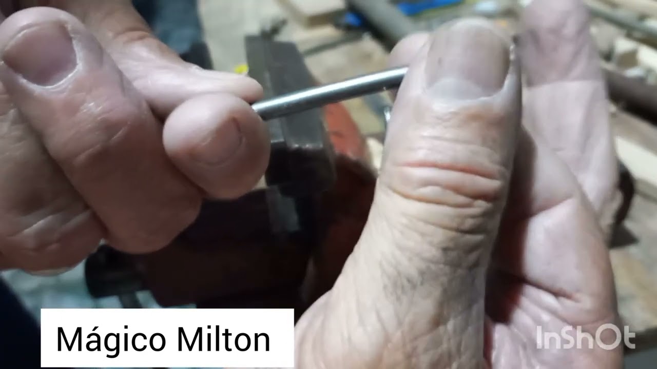 tutorial do  quebra cabeça com pregos