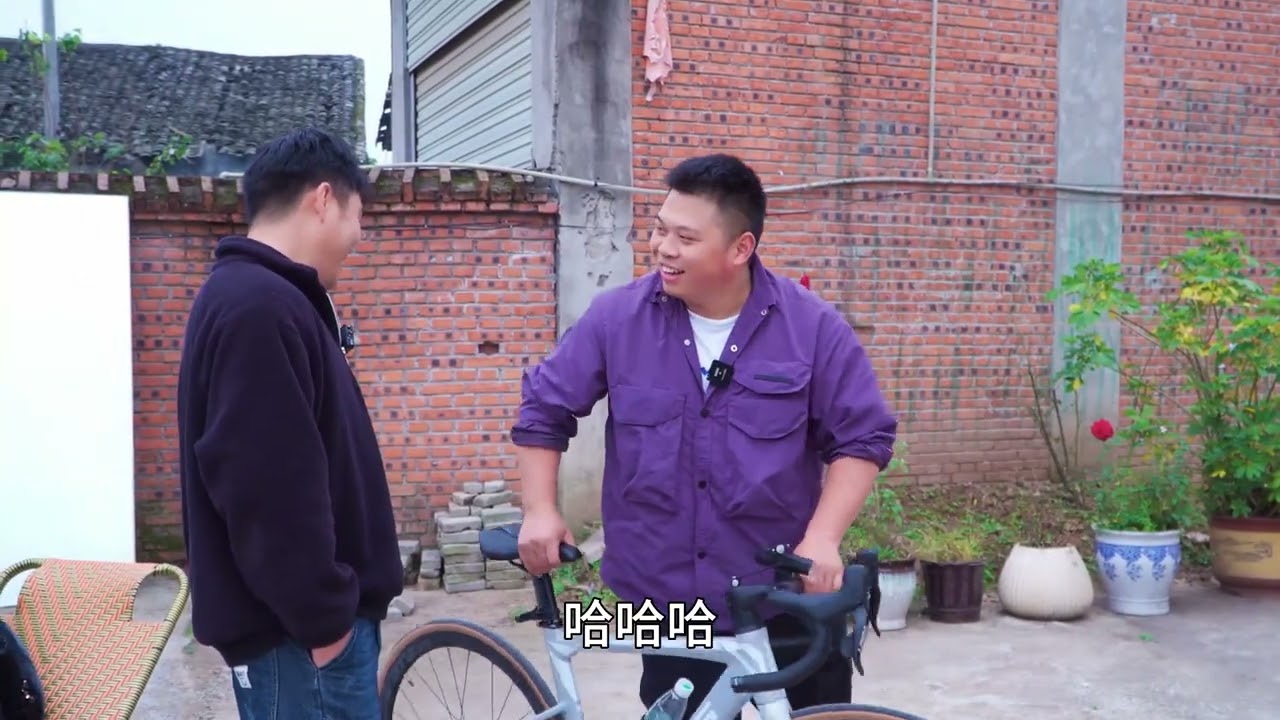 科妹儿打算一起回老家，师兄赶紧联系家里人，做好吃的准备上