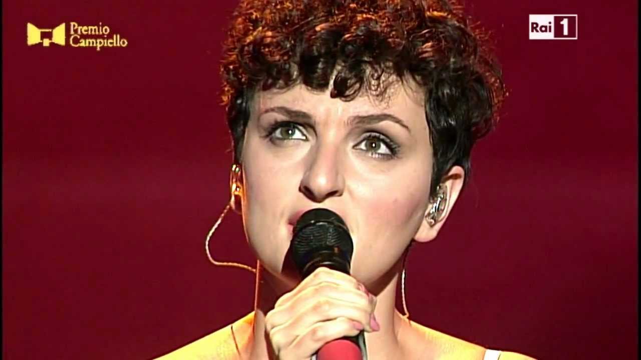Premio Campiello 2012 - Arisa - L'amore è un'altra cosa - Live ...