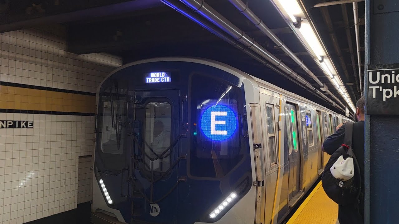 Метро Нью-Йорка: первый день эксплуатации поезда R211 на линии (E)!