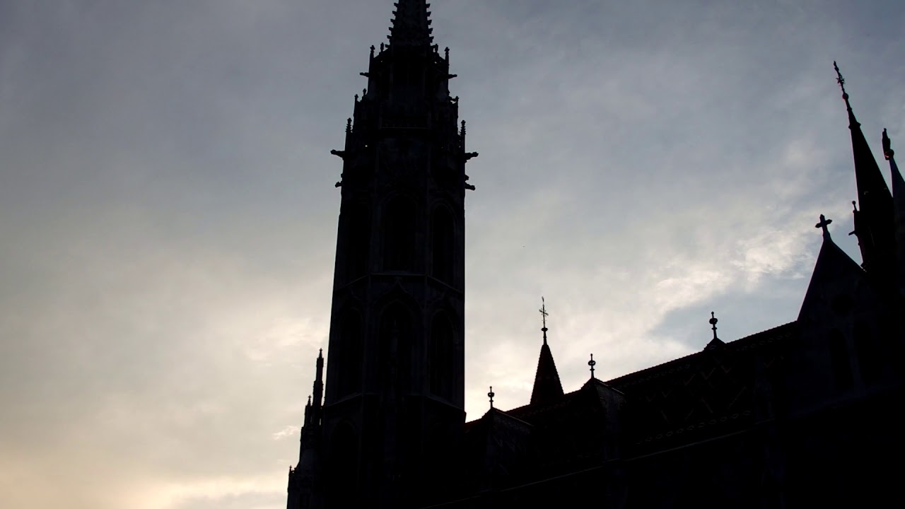 BUDAPEST I. (H), Budavári Nagyboldogasszony (Mátyás-) templom, esti harangszó