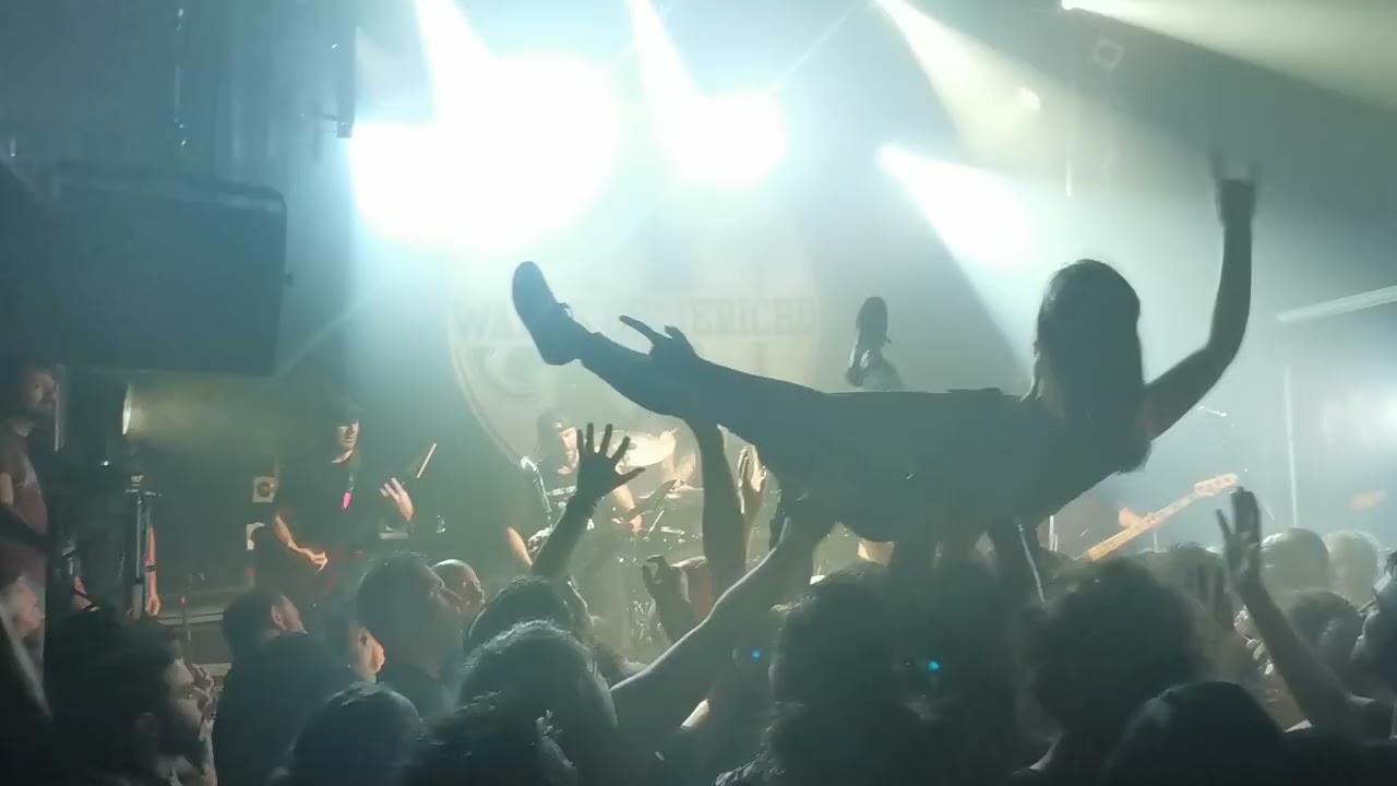 WALLS OF JERICHO - The American Dream + Revival Never Goes Out Of Style - Live @ Petit Bain 2023