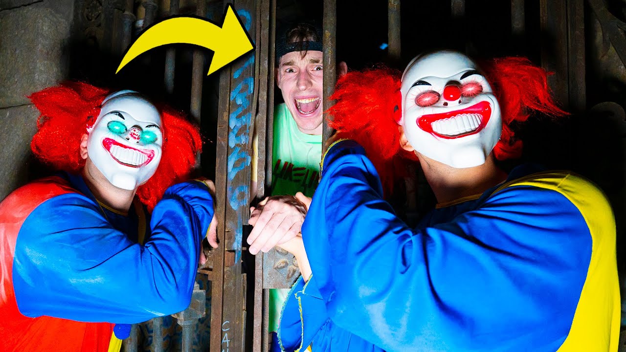 LOS PAYASOS ASESINOS ME SECUESTRAN EN EL CASTILLO !! *muy peligrosos* Exi