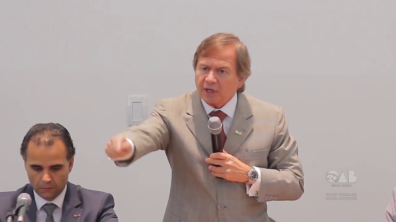 Reflexões sobre o Direito Penal na Atualidade Mário de Oliveira Filho