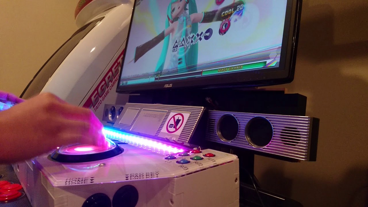 ZhouSensor Project DIVA Future Tone controller play