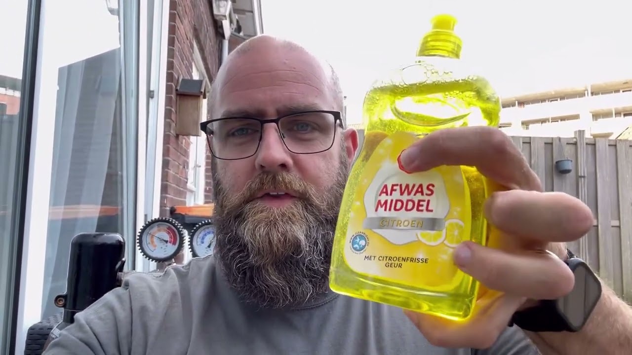 Een lekkage aan een airco vinden.