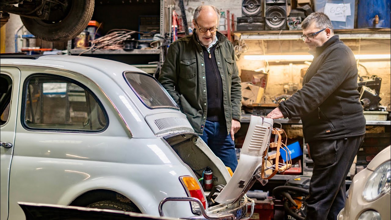 Модернизация классического Fiat 500, часть 1. Двигатель снят, но какие ужасы скрываются внутри?