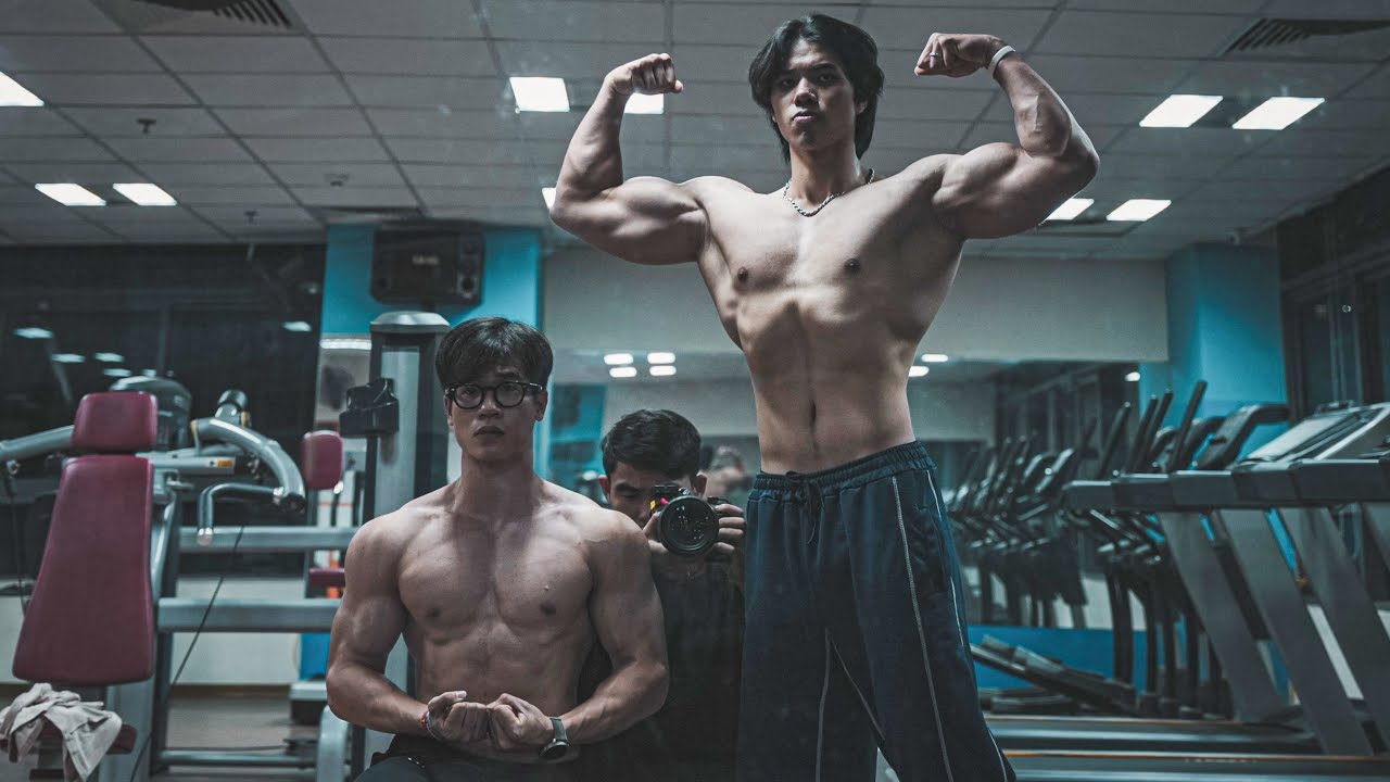 Trải nghiệm buổi tập Ngực - Vai của Tiktoker Huy Lê | Bulking ngày 166