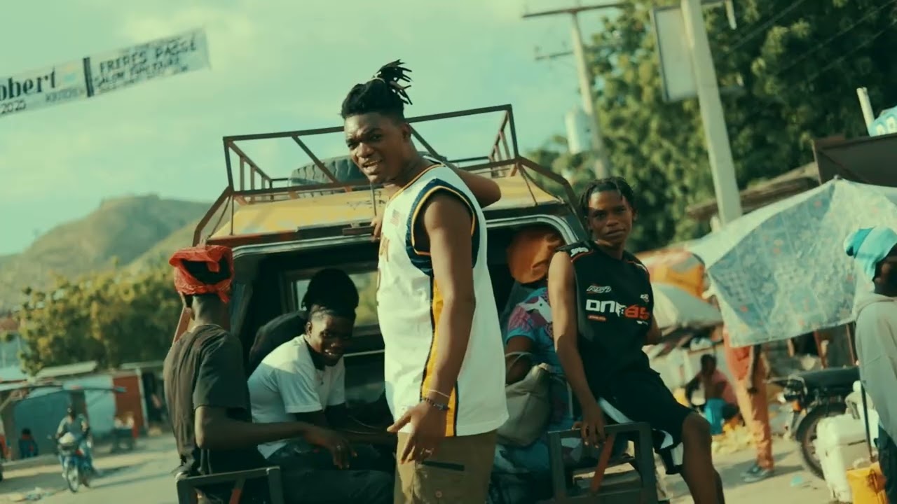 B13 Dankanni - M pap janm fè lèd ( Official Video )