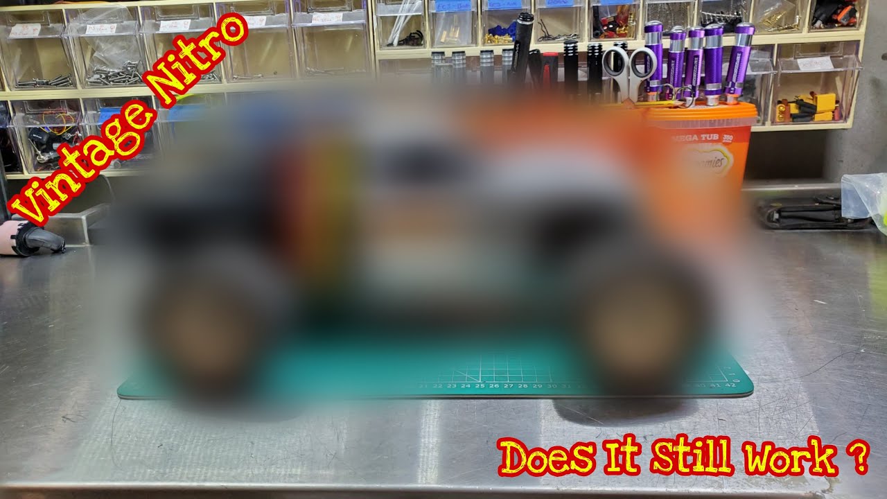 Vintage nitro rc car! But does it work still?! Needs Tuning!