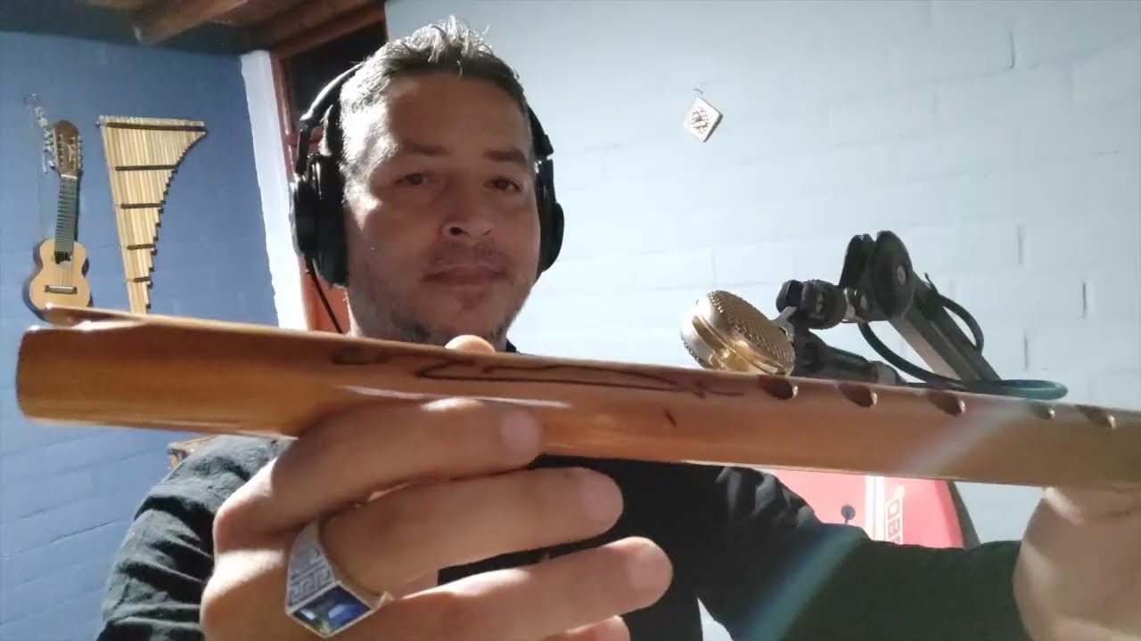 YASMINACHA -  Tocando la Quena de Raymond Thevenot - René De La Rosa