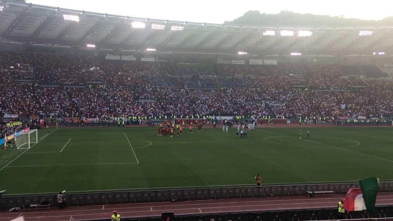 Roma Genoa 3-2 28/5/2017 grazie roma finale daje la festa del capitano Francesco Totti!!!