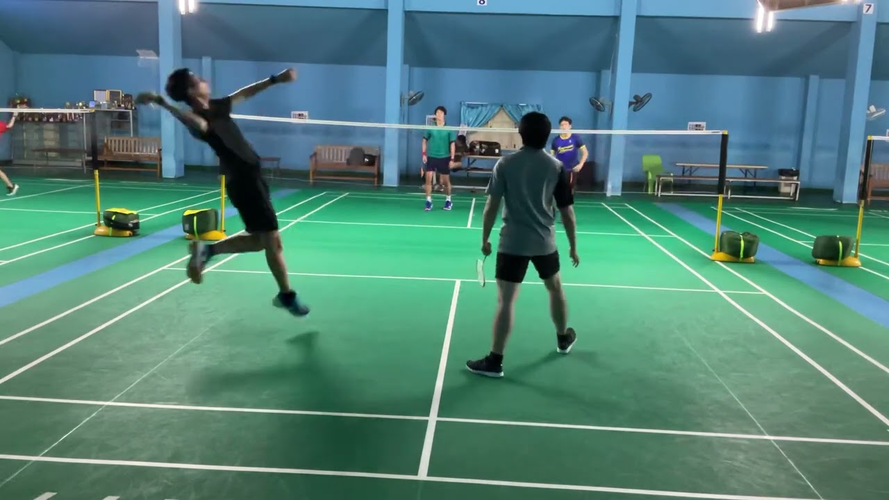 17-02-22 Badminton at DP Court