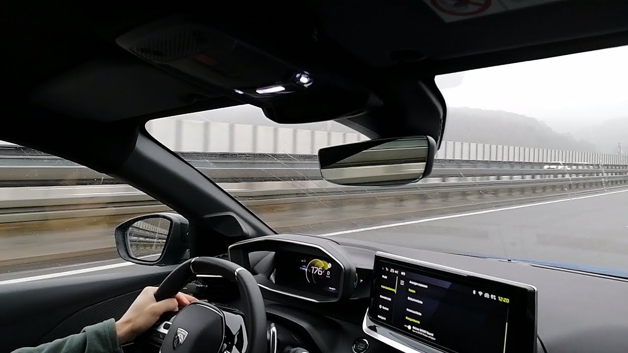 Peugeot 208 GT Hybrid: Rasante Beschleunigung und sportlicher Sound im Sportmodus