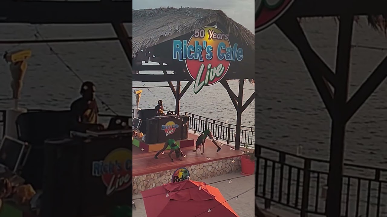 Rick's Cafe on a Wednesday night. Things to do in Negril Jamaica 