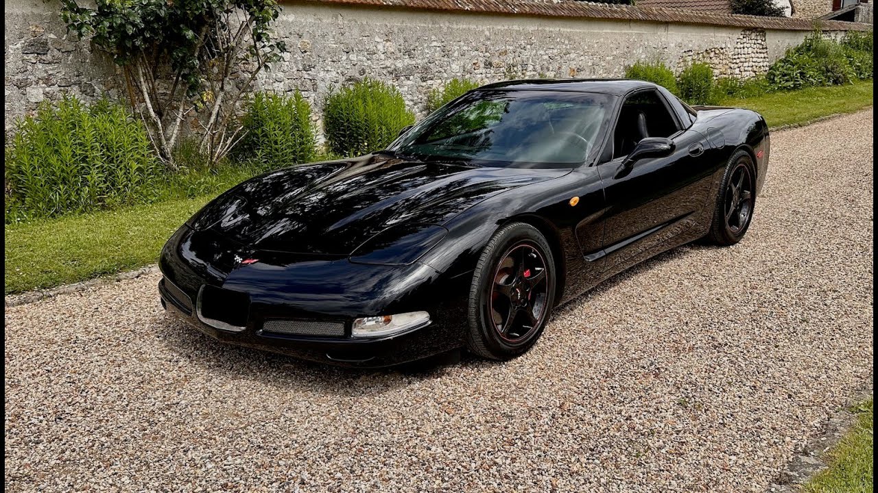 CHEVROLET CORVETTE C5 Ttop de 1998 vendue chez GT VINTAGE CLASSIC CARS