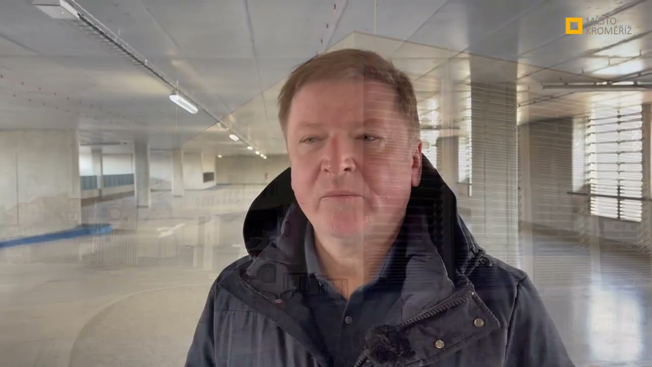 Kroměřížská radnice dnes zahájila zkušební provoz nového parkovacího domu.
