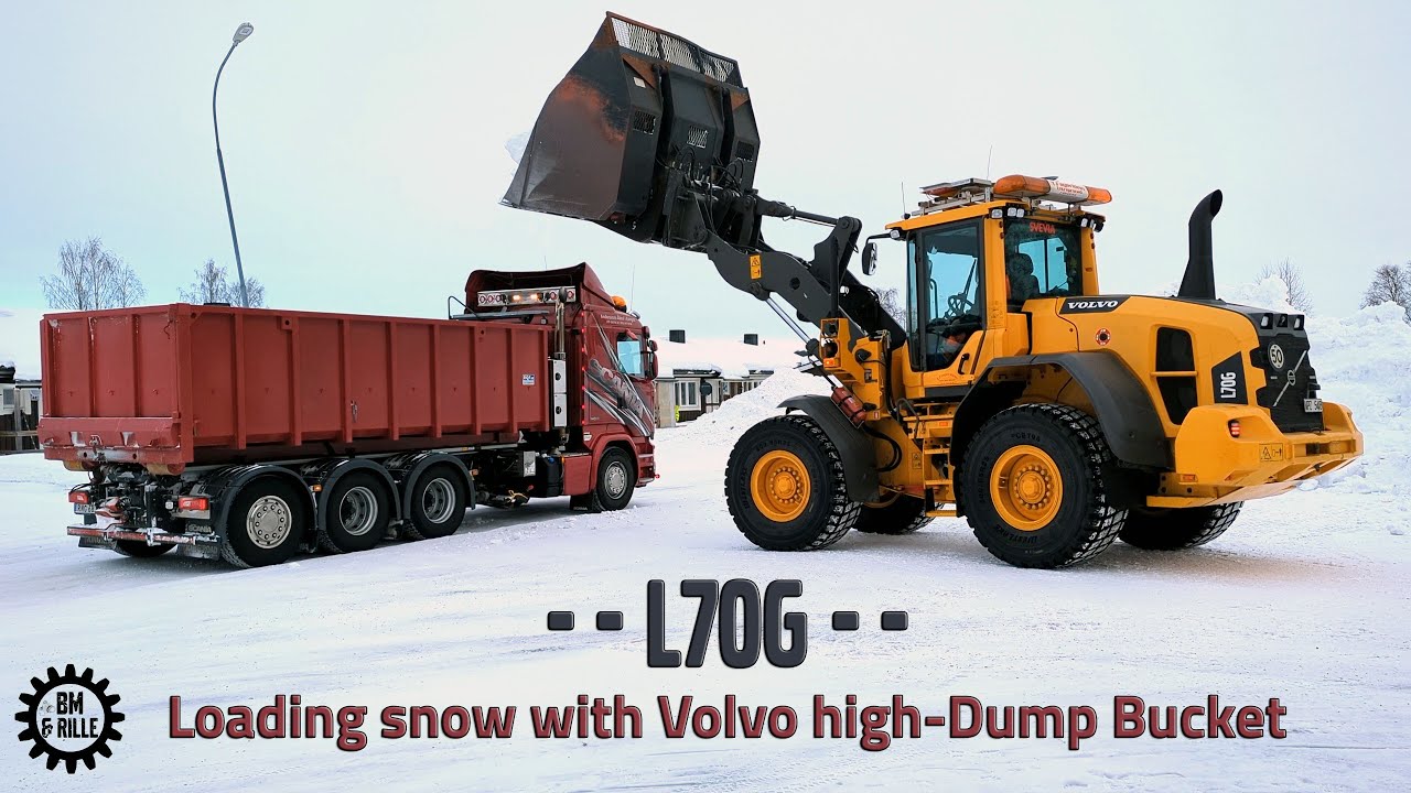 Volvo L70G loading snow with high dump bucket on Scania R480 and R490 8x4*4 | 4K 60