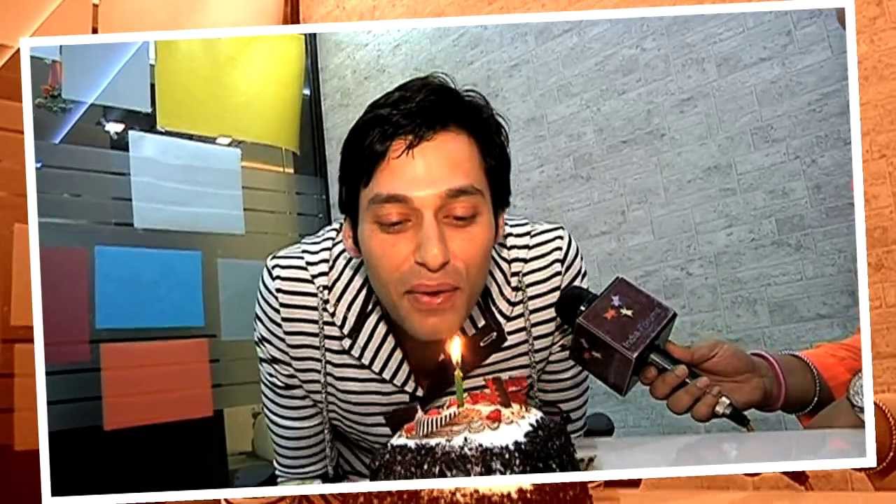 Sumit Vats (Hitler Didi) celebrates his 33rd Birthday with India Forums