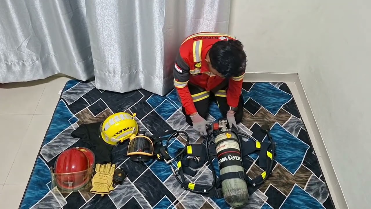 Self-Contained Breathing Apparatus (SCBA)