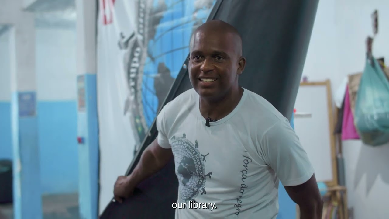 MESTRE GUGA MUNDO NEGRO
