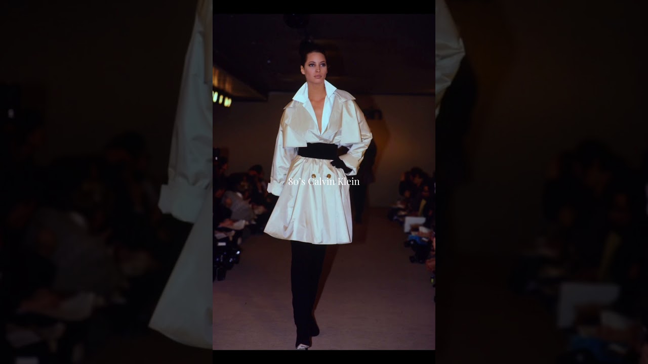 #calvinklein was that girl in the 80&rsquo;s. 🔥 #everythingvogue #fashion #runway #80smodel #80sfashion