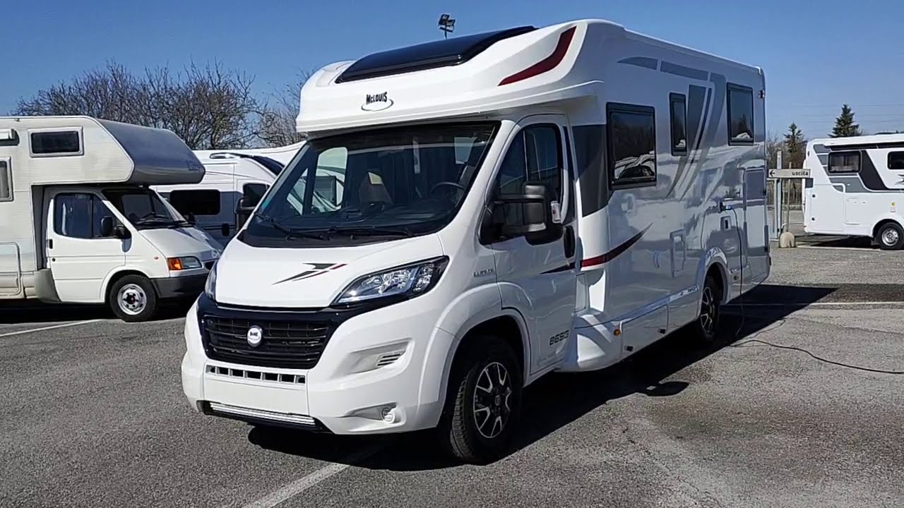 Camper semintegrale, garage, letti gemelli, basculante, 5 posti 6.99mt Mc louis mc4 865  soimex
