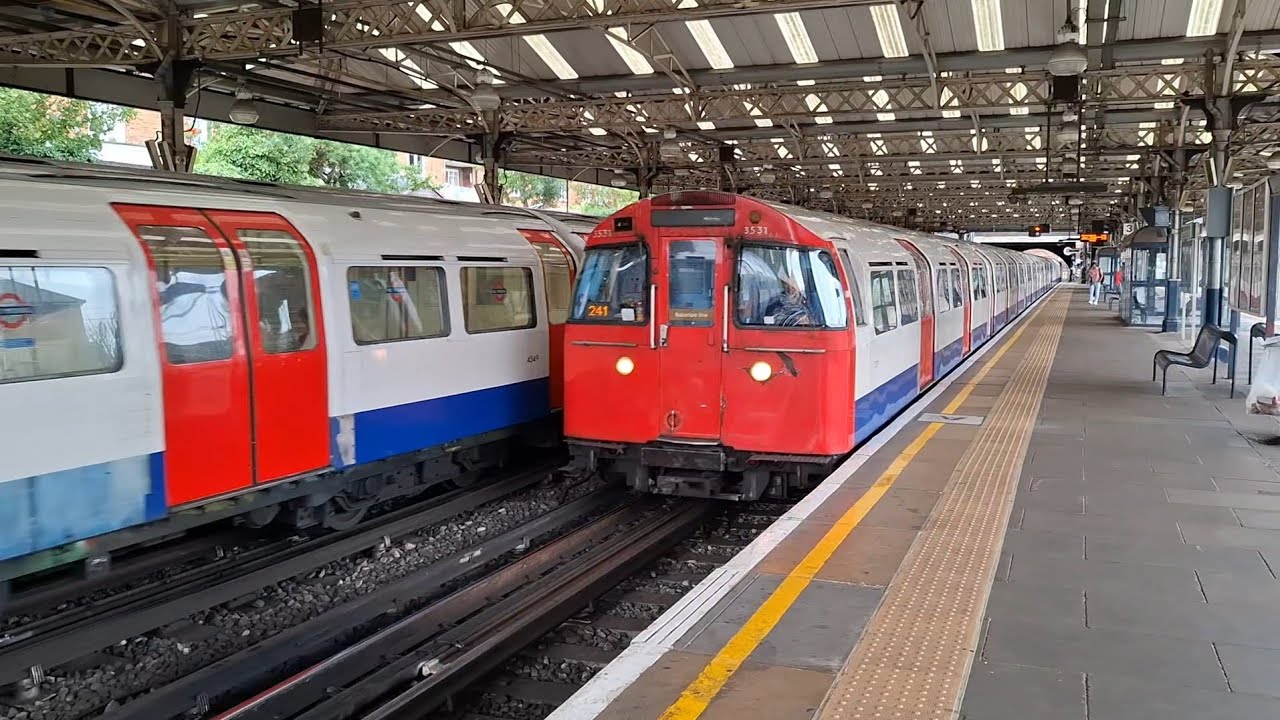 Bakerloo und Lioness Line Züge in Queens Park! Trainspotting in Großbritannien 